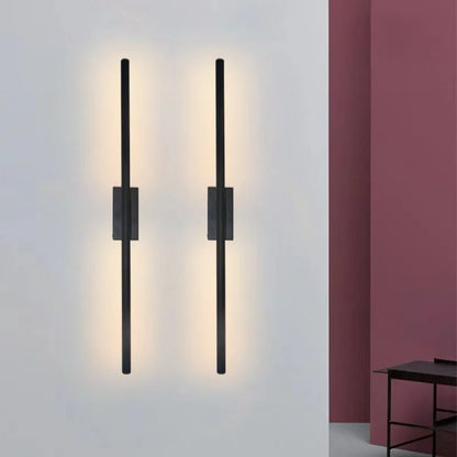Aplique de pared LED lineal DecorBites™ con luz ascendente y descendente, negro y dorado