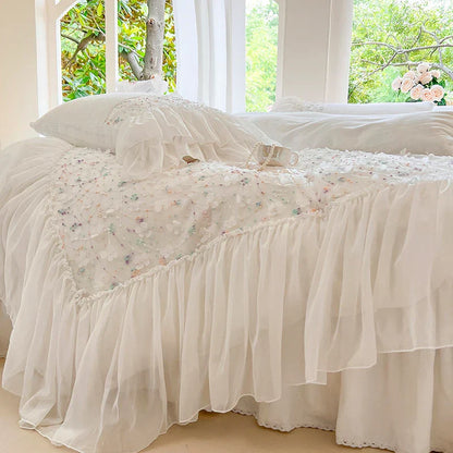 Decobites Floral Lace Ruffles Bedding Set: Duvet, Bedskirt, Bedspread, Sheet, Pillowcases