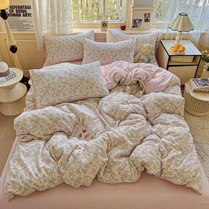 DecorBites™ Cloud Touch Ultra Soft Duvet Cover Set in Sweet Design & Double Layer Yarn