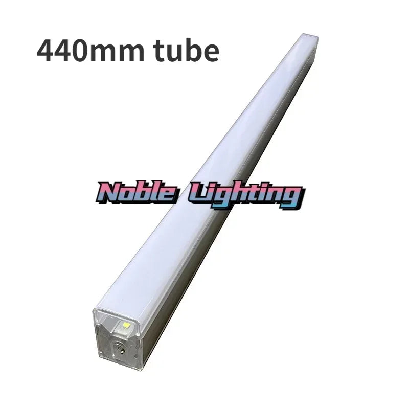 Lámpara de techo LED hexagonal DecorBites™ para barberías y peluquerías en garajes