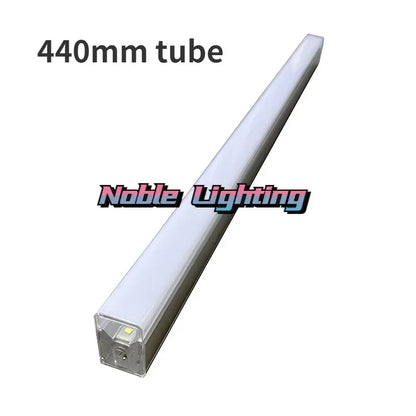 Lámpara de techo LED hexagonal DecorBites™ para barberías y peluquerías en garajes