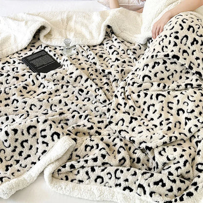 Manta de lana de doble capa con estampado de leopardo DecorBites™: irresistiblemente suave y cálida