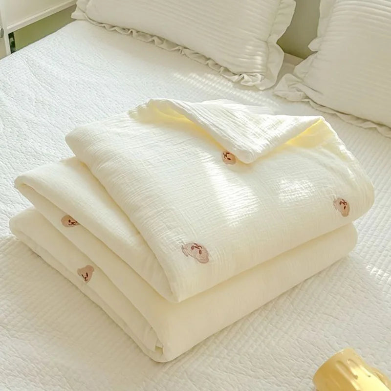 Decobites Summer Comforter: Soft Double Layer Lightweight Blanket for Children and Adults