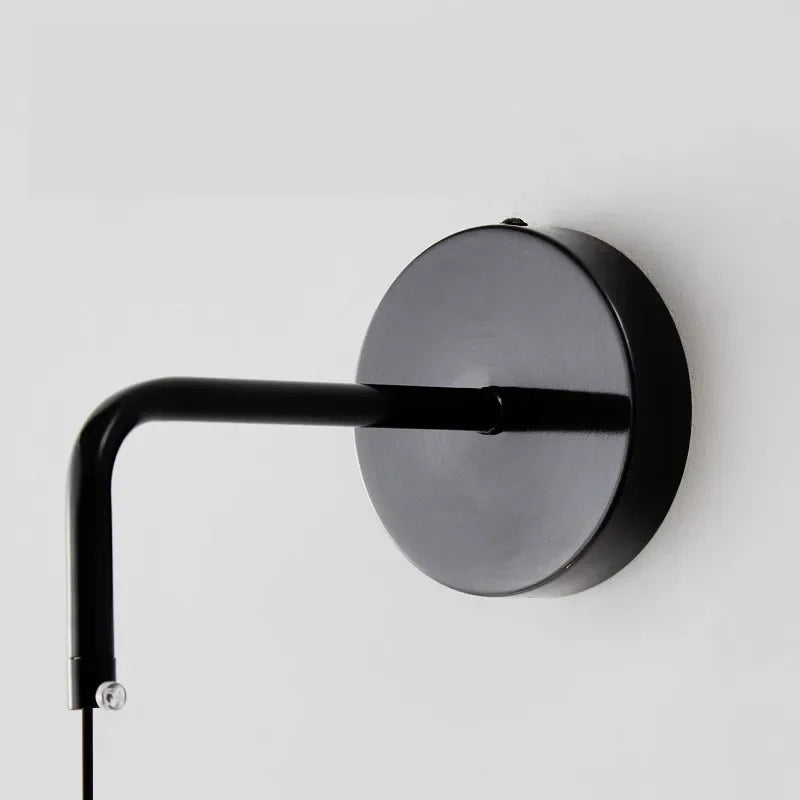 مصباح حائط نحاسي من DecorBites™: إضاءة سلم غرفة النوم العصرية البسيطة