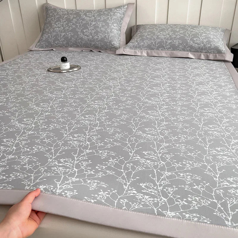 طقم فرش سرير حريرية مُبرّدة من DecorBites™ - مرتبة مريحة وآمنة للأطفال