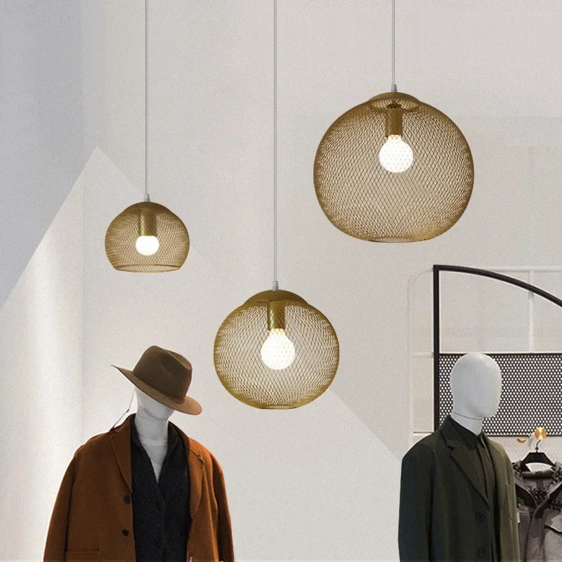 ثريا DecorBites™ LED بتصميم قفص الطيور الذهبي لإضاءة أنيقة في المطاعم والمطابخ والمتاجر