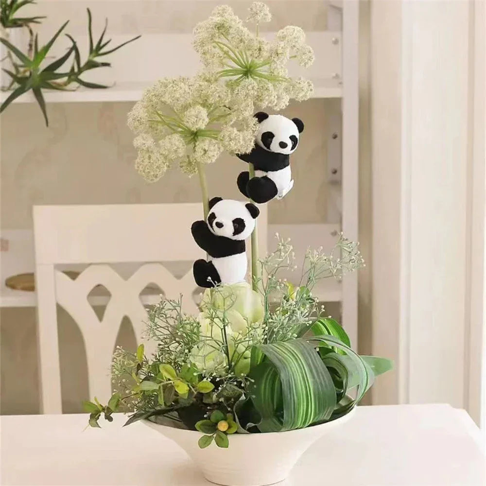 Colgante de peluche con clip DecorBites™ de panda adorable - Decoración pequeña y divertida para el dormitorio