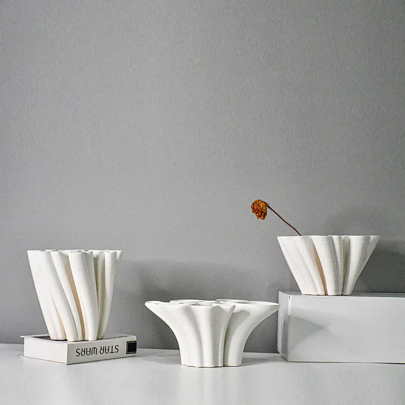 مزهرية زهور خزفية هندسية قابلة للطي من DecorBites™‎ لديكور المنزل