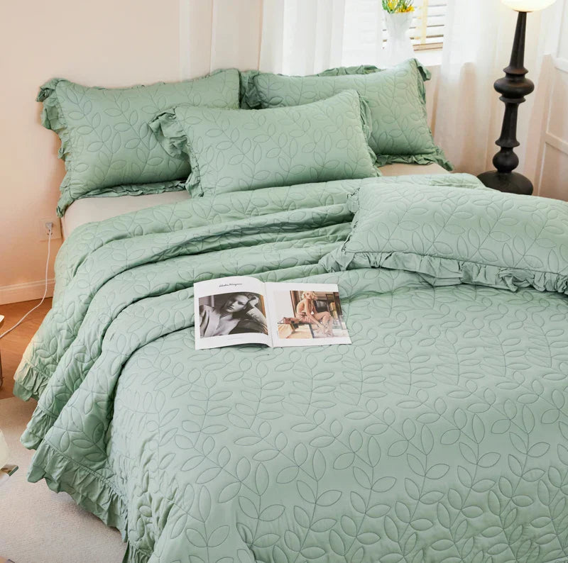 DecorBites™ Leaf Embroidery Double Layer Lace Ruffles Quilt Set with Bedspread & Pillowcases
