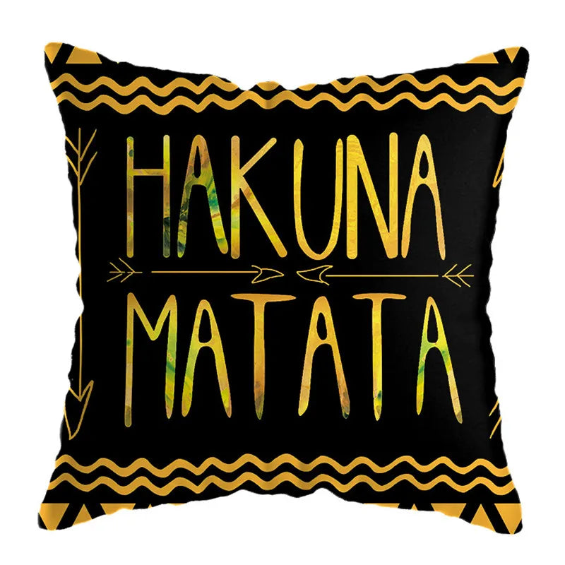 غطاء وسادة مطبوع عليه غزال هندسي من DecorBites™ مقاس 45×45 سم - ديكور منزلي أصفر