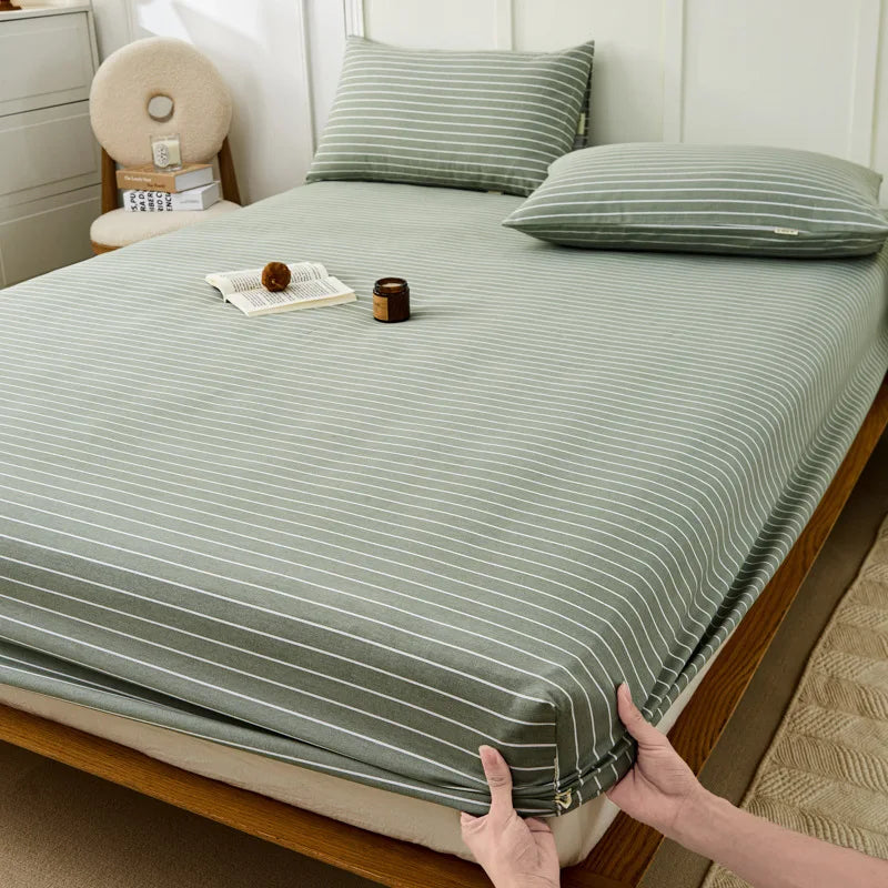 DecorBites™ Coarse Cotton Queen Fitted Sheet: Comfortable, Durable Maternal Child Bedding