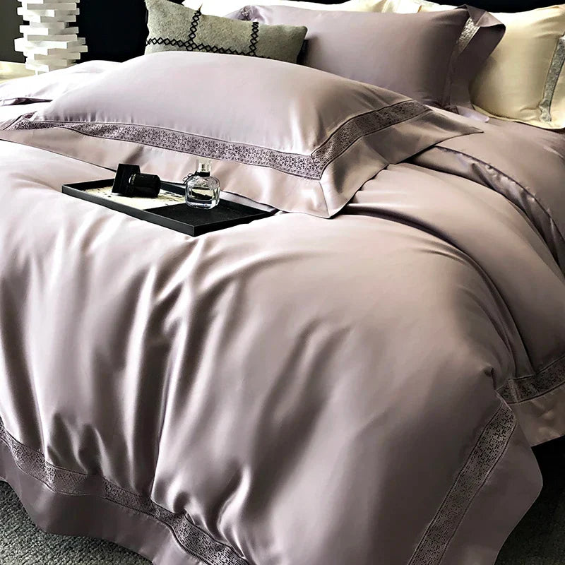 Decobites Silky 1500TC Egyptian Cotton Bedding Set with Wide Edge & Pillowcases