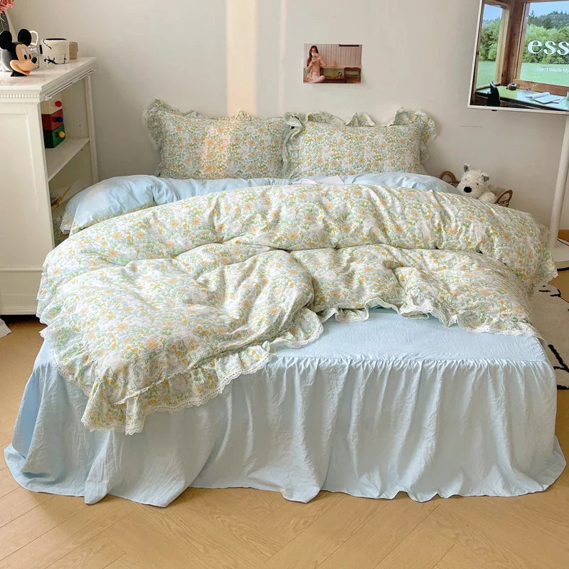Lace Ruffle Bedding Set