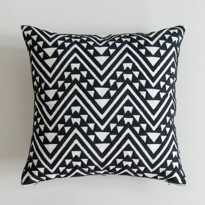 غطاء وسادة مطرز باللونين الأسود والأبيض من DecorBites™ مقاس 45×45 سم، أريكة وسرير وكرسي، ديكور منزلي