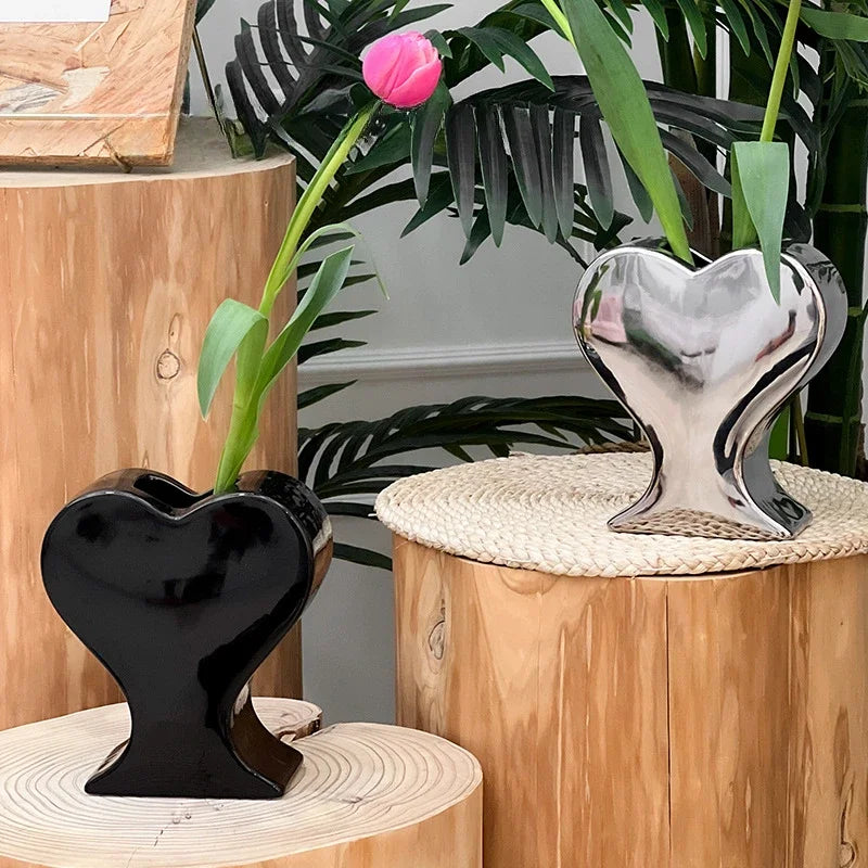 Jarrón de porcelana en forma de corazón Decorbites™ Corazones rosados - Ornamento artesanal y decoración del hogar