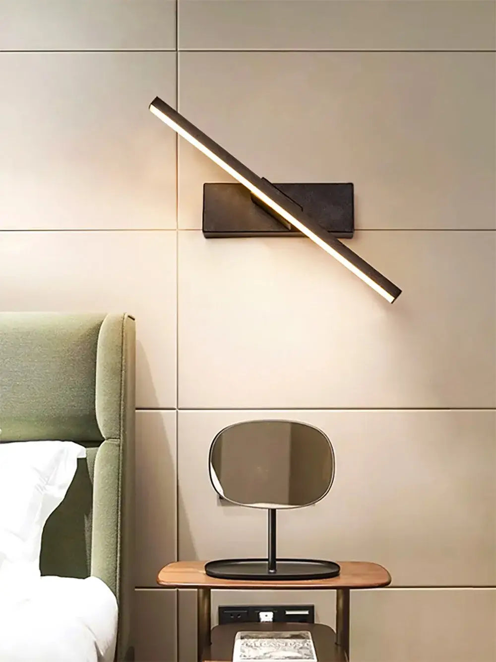 DecorBites™ Led Black Rechargeable 330 Rotated Wall Sconce