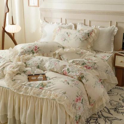 Decobites French Country Flowers Print Bedding Set with Lace Ruffles