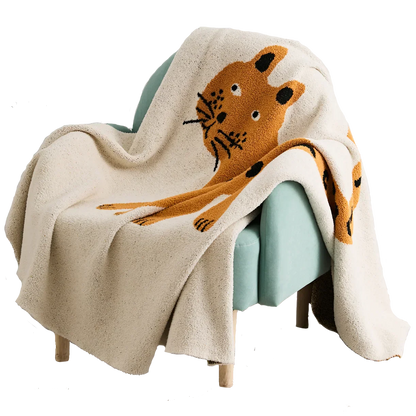 DecorBites™ Kawaii Bee Pattern Cozy Blanket - Super Soft White Spot Edge Design