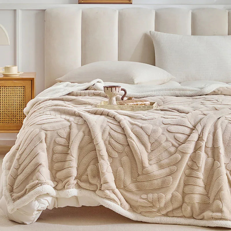 غطاء سرير مزدوج الطبقات من فرو الأرانب الصناعي من DecorBites™ بتصميم أوراق الموز