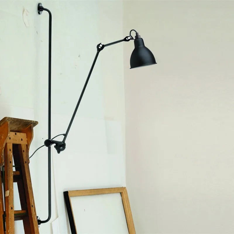 Lámpara de pared DecorBites™ Gras BL: Luz de lectura ajustable con brazo largo cromado