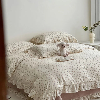 DecorBites™ Korean Floral Lace Duvet Cover: Luxury Soft Quilt for Queen King, Breathable Home Decor