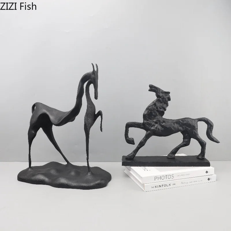 DecorBites™ Cast Iron Horse Sculpture Modern Desk Decor Minimalist Room Artistic Craft Figurine