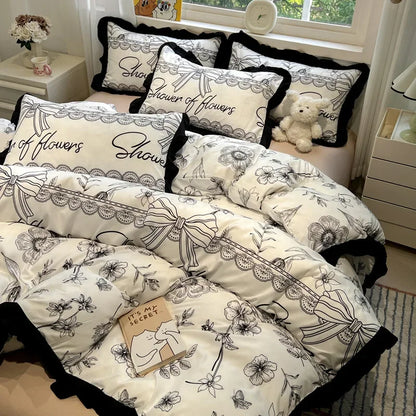 طقم أغطية سرير مطبوعة باللونين الأسود والأبيض من DecorBites™ - أغطية سرير مريحة ولطيفة على البشرة