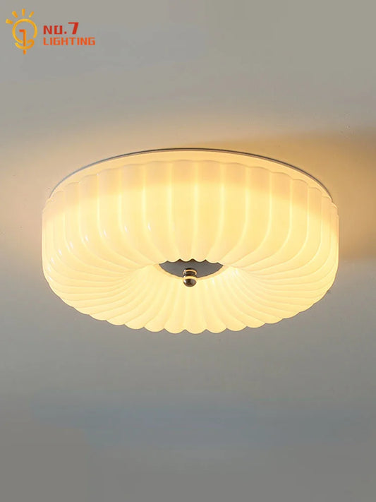 Lámpara de techo colgante medieval de diseño vintage con diseño de viento y cristal color crema DecorBites™