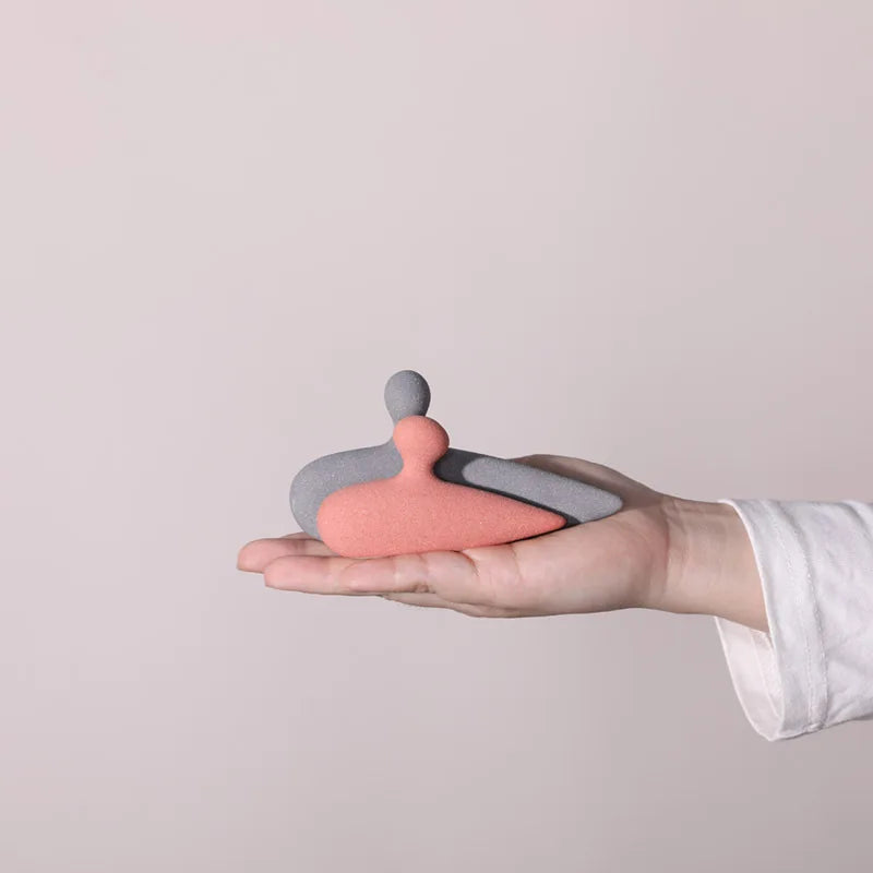 DecorBites™ Ceramic Art Couple Statue for Home Office Decor & Living Room Gift