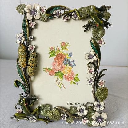 DecorBites™ Frog Metal Photo Frame Tabletop Decoration