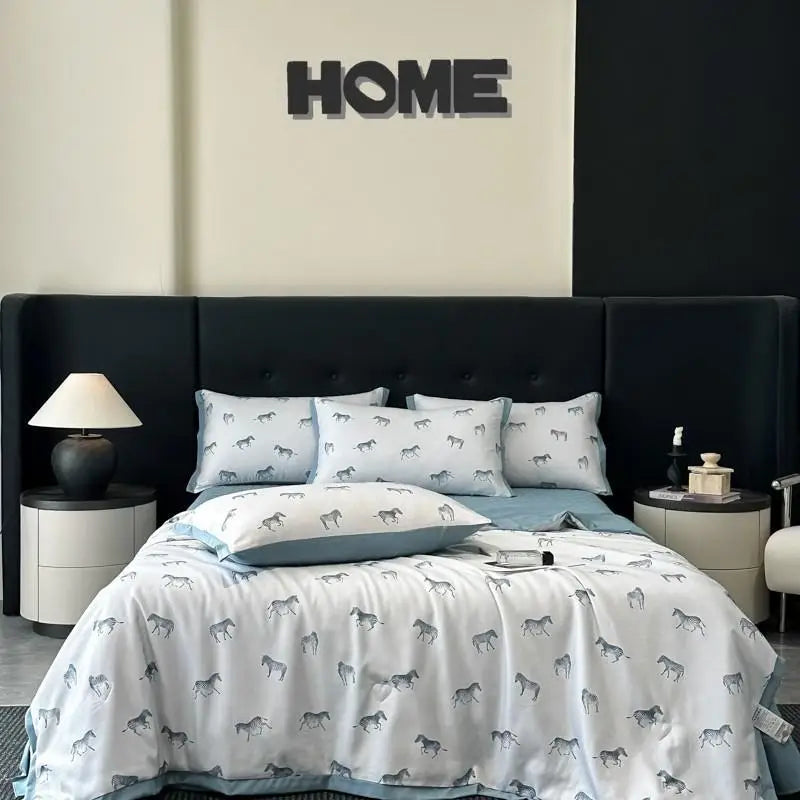 طقم لحاف صيفي من الحرير البارد من DecorBites™ مع ملاءات وأغطية وسائد