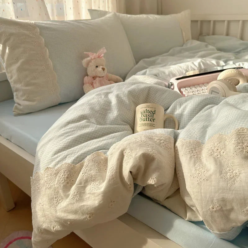 Juegos de cama DecorBites™ de algodón lavado con encaje francés para camas King y Queen