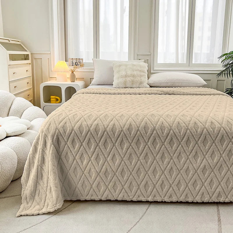 DecorBites™ Diamond Jacquard Coral Fleece Blanket for All Seasons