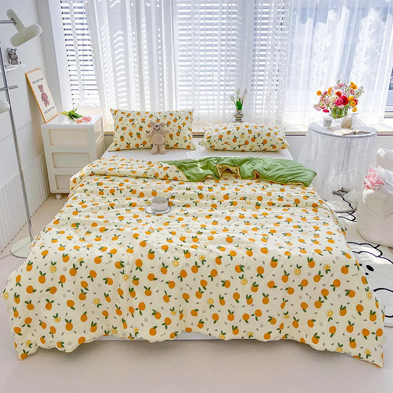 DecorBites™ Double Gauze Rabbit Print Quilt: Soft, Breathable, Washable, Light Comforter