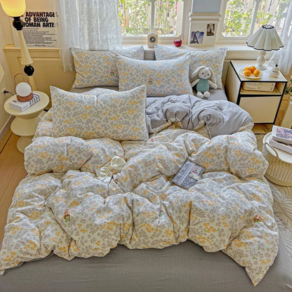 DecorBites™ Cloud Touch Ultra Soft Duvet Cover Set in Sweet Design & Double Layer Yarn