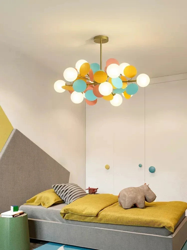Lámpara de techo colgante de cristal DecorBites™ para habitación infantil, sala de estar o dormitorio - Lámpara de araña moderna y decoración para el hogar