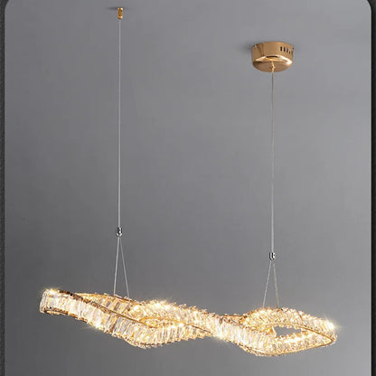 Lámpara colgante DecorBites™ de metal dorado y cristal, de lujo, con luz LED regulable.