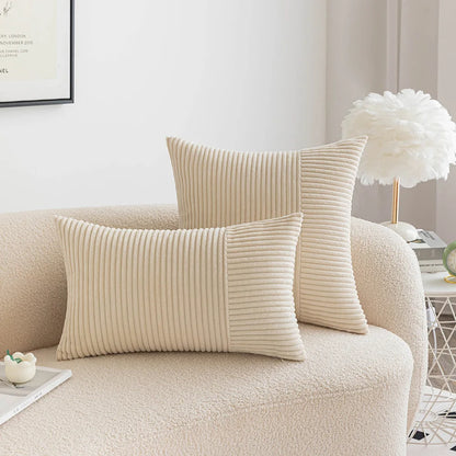 أغطية وسائد عيد الميلاد المخططة من DecorBites™ من قماش مخملي مخملي - مجموعة من قطعتين