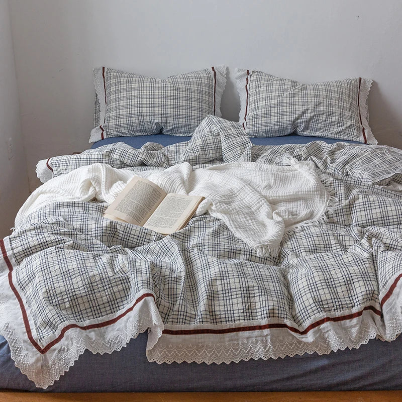Seersucker Lace Bedding Set