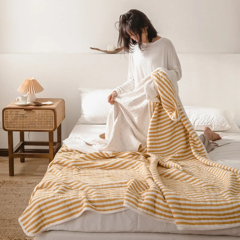 Decobites Striped Knitted Cotton Quilt Blanket - Lightweight & Cozy Bedding for Adults and Kids