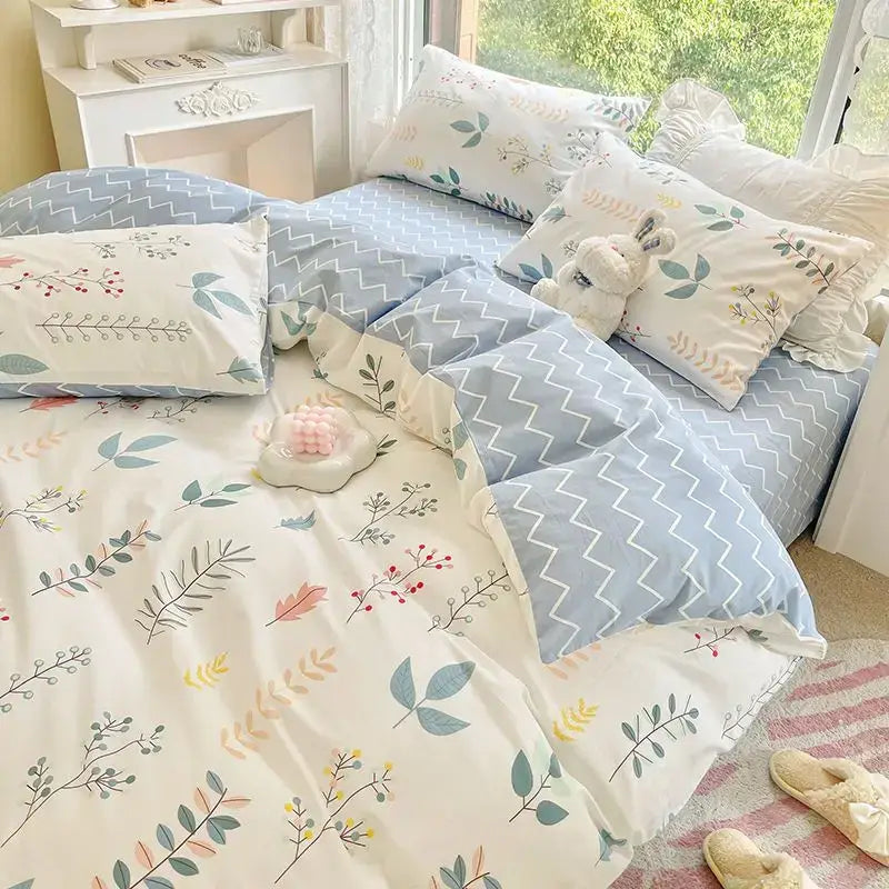 DecorBites™ Pink Floral Bedding Set - Queen Size