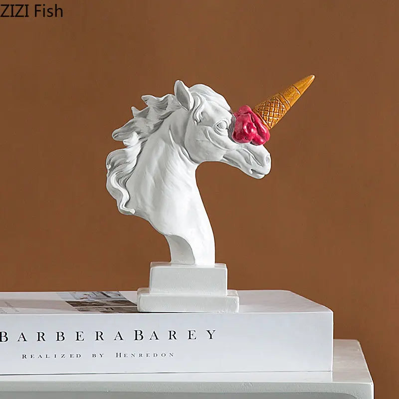 Estatua de cabeza de caballo con helado DecorBites™ para decoración moderna del hogar