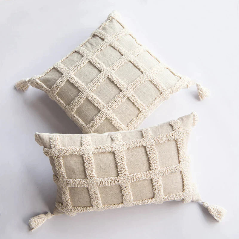 Funda de cojín DecorBites™ estilo boho con borlas y mechones para decoración del hogar, sala de estar o sofá.