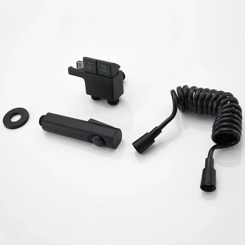 مجموعة مسدس رش بيديه نحاسي من DecorBites™ لتنظيف الحمام الصحي