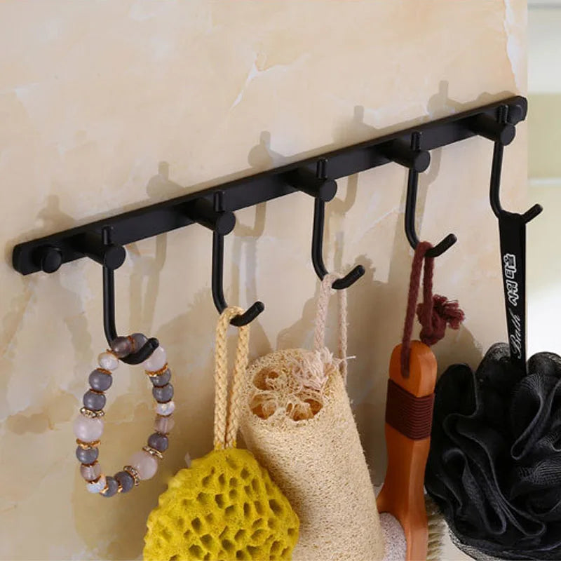 خطاف رداء من النحاس العتيق من DecorBites™، أدوات حمام لتنظيم أنيق