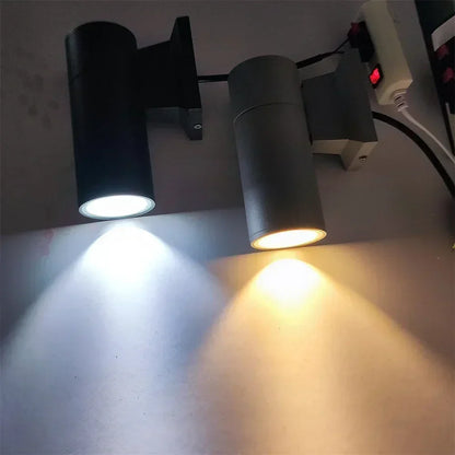 ديكوربايتس™ إضاءة جدارية ١٠ واط: إضاءة أنيقة لحديقة المنزل والشرفة