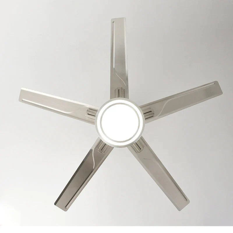 مروحة سقف DecorBites™ مقاس 52 بوصة مزودة بشفرات من الفولاذ المقاوم للصدأ مع إضاءة LED وجهاز تحكم عن بعد