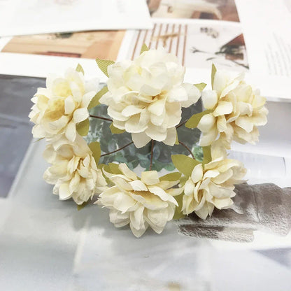 DecorBites™ Ramo de bayas y estambres de flor de cerezo color marfil para decoración navideña y de bodas DIY