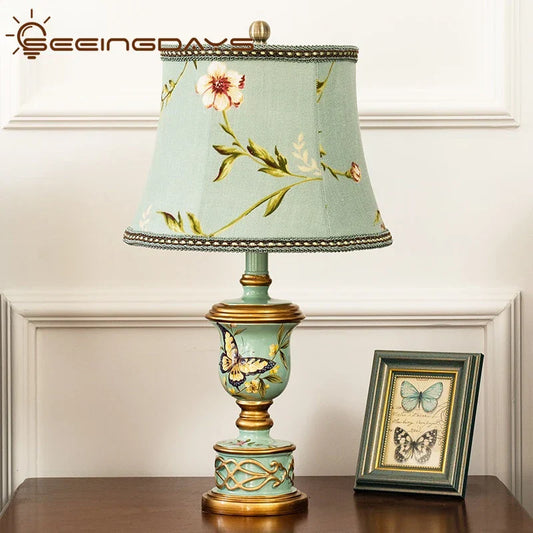 DecorBites™ Green Resin Table Lamp: Retro Bedside Lamp for Bedroom Décor