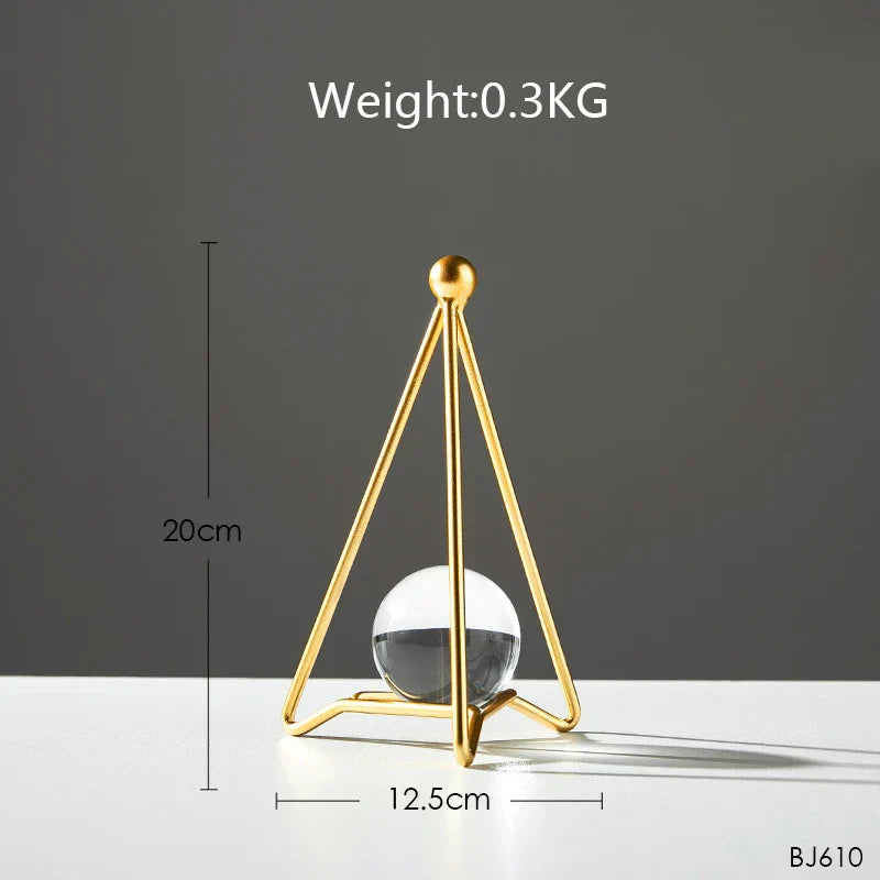 DecorBites™ Bola de Cristal Artesanal: Decoración Nórdica Moderna de Metal, Ligeramente Lujosa, para el Hogar y el Mueble de TV